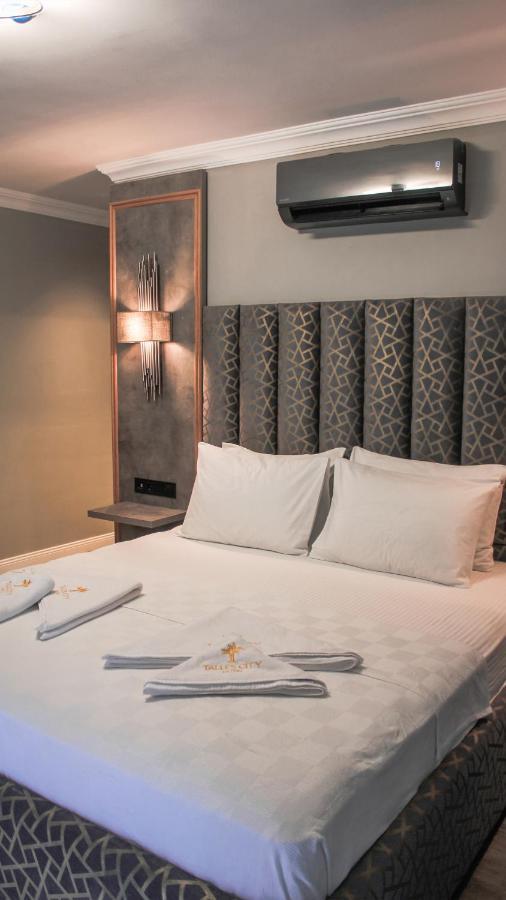 Talles City Hotel Smirne Esterno foto